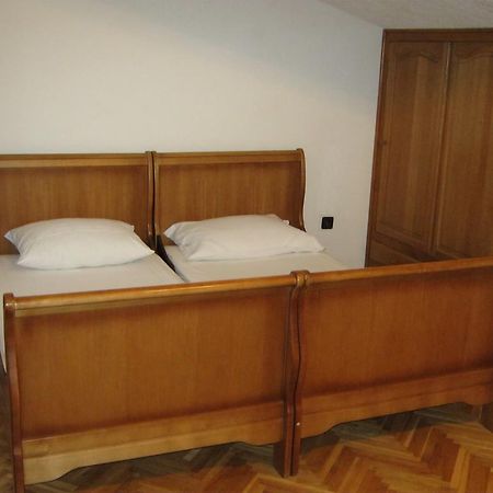 Apartments Nestor Tribalj Buitenkant foto
